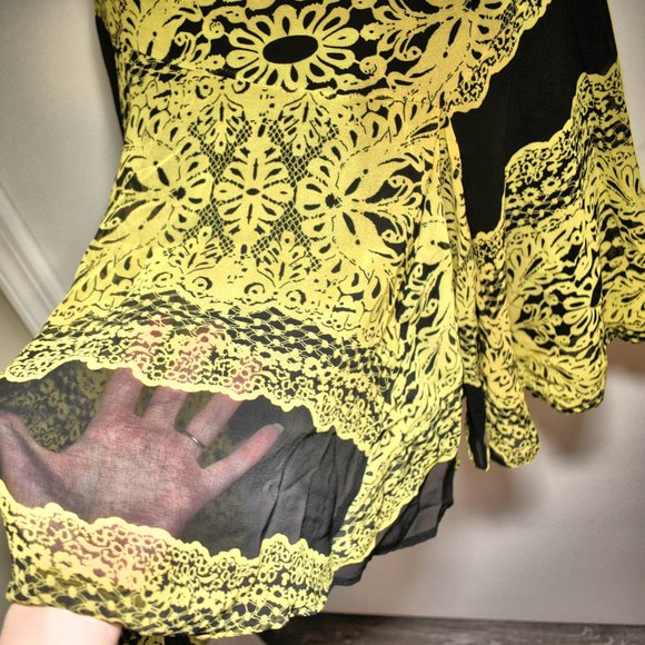 NWOT Forever 21 Assymetrical Black and Yellow Floral Skirt, XS - Picture 4 of 8